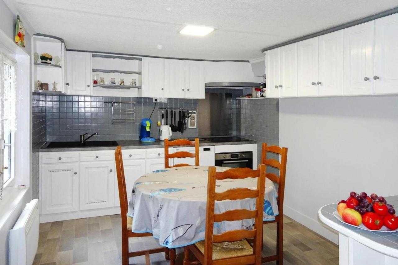 holiday home, Plourivo Exterior foto